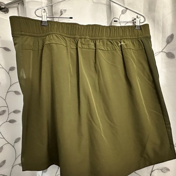 Eddie Bauer Woven Tech Skort Size XXL - Picture 3 of 4